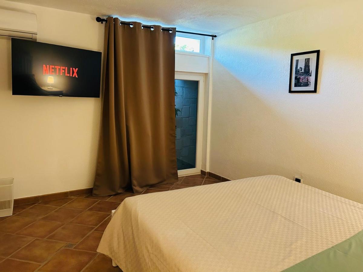 Apulian Way Apartment Torre A Mare Bagian luar foto