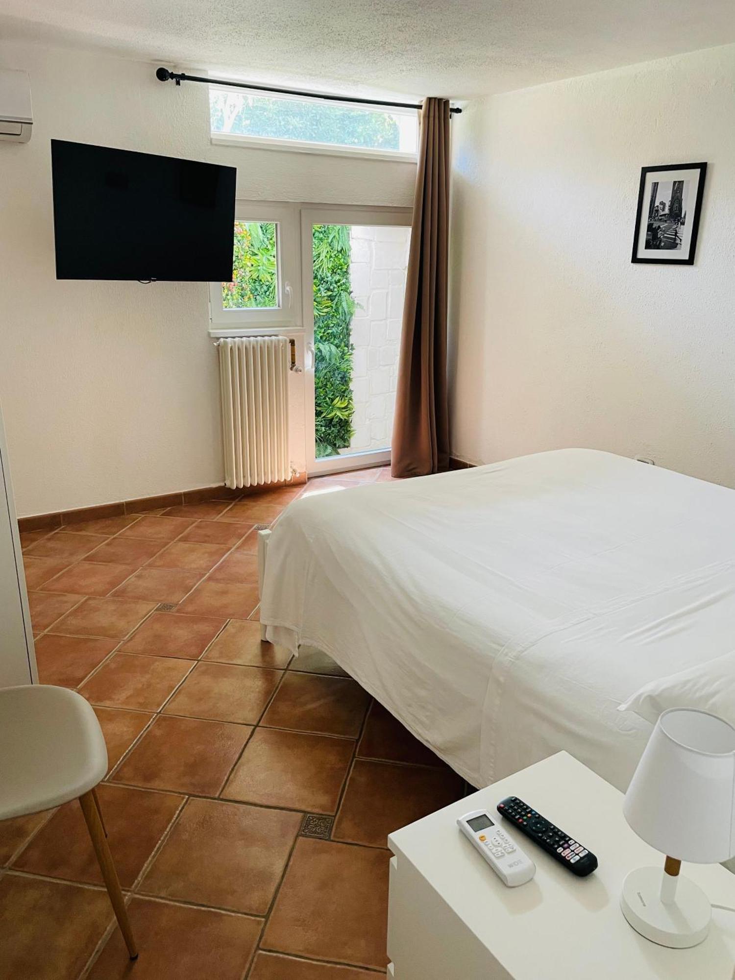 Apulian Way Apartment Torre A Mare Bagian luar foto